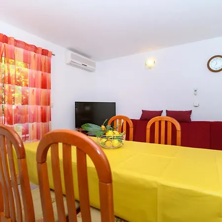 Apartament Vice *
